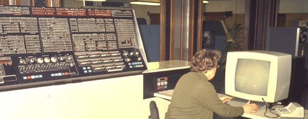 IBM 360/195 console